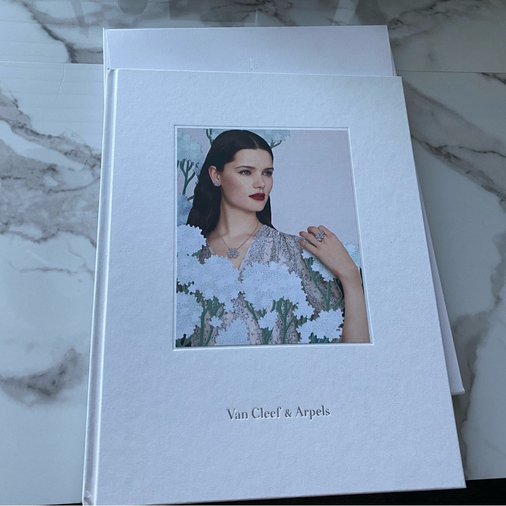 VAN CLEEF COFFEE TABLE BOOK